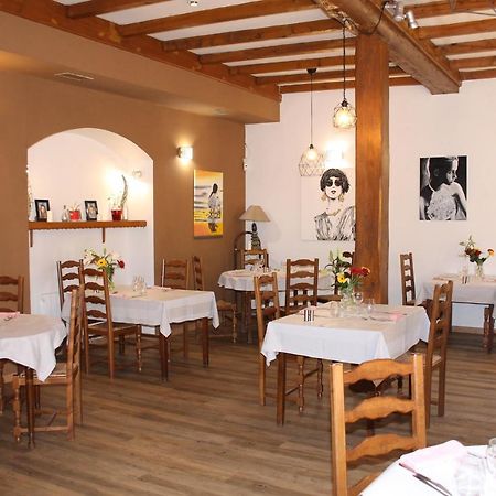 Hotel Restaurant Le Saint Clement Exterior photo